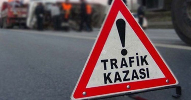 Şanlıurfa'da otomobil bariyerlere çarptı: 4 yaralı