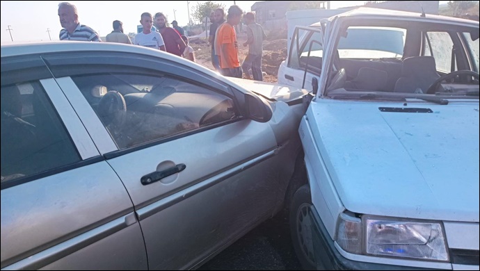 Şanlıurfa'da sıkışmalı trafik kazası: 1 yaralı
