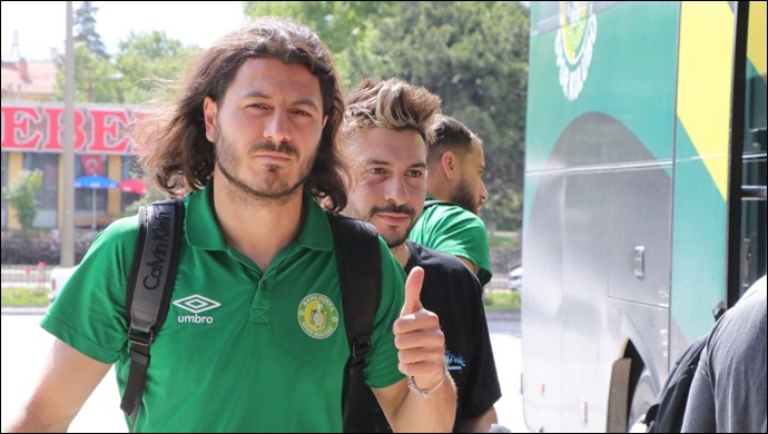 Şanlıurfaspor kafilesi Konya 'ya ulaştı