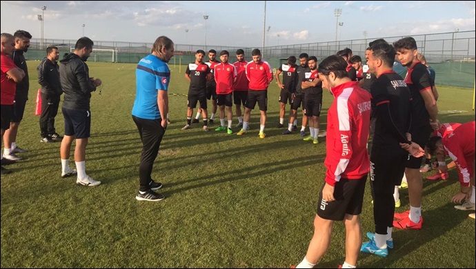 Şanlıurfaspor Uşak'a hazırlanıyor