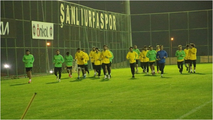 Şanlıurfaspor'da hazırlıklar 3 günlük iznin ardından başladı