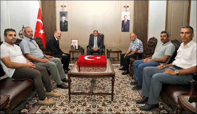 Şehit Ailelerinden Vali Şıldak'a Hayırlı Olsun Ziyareti