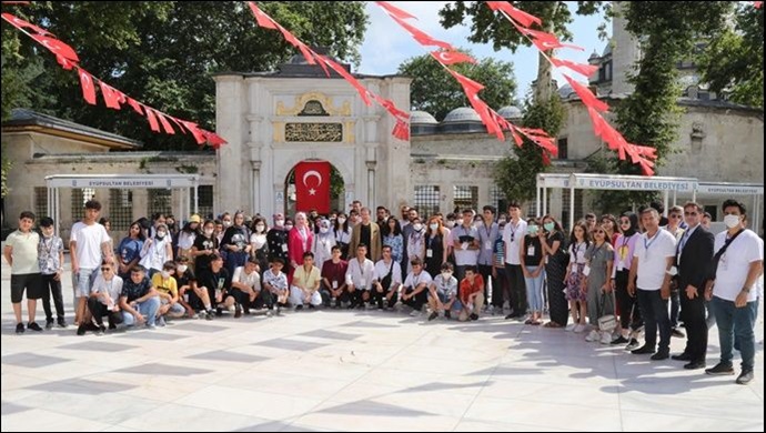 Selahaddin Eyyubi’nin torunları Eyüpsultan’da