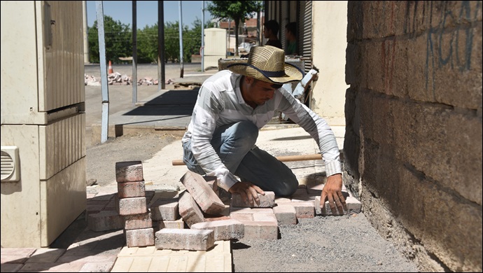 Seyfioğlu caddesinde kaldırım çalışmaları başladı