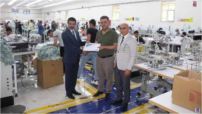 Siirt’te En Çok Kadın İstihdamı Yapan Eymen Tekstil’e Teşekkür Belgesi 