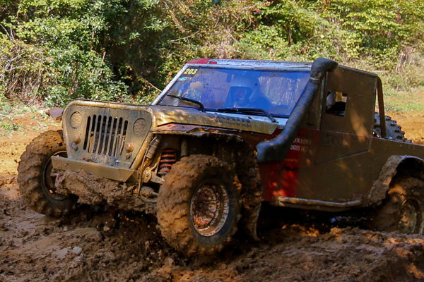 Sinop'ta zorlu offroad mücadelesi