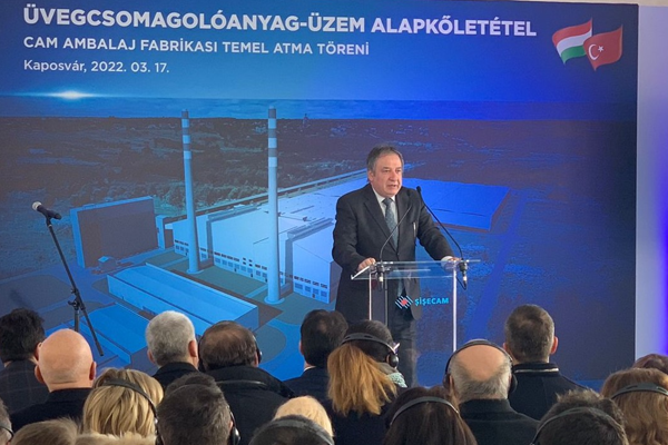 Şişecam, cam ambalaj tesisinin temelini Macaristan'da attı 