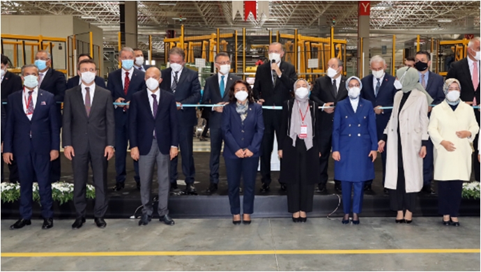 Şişecam, Türkiye’ye 4 milyar TL’lik iki yeni yatırım müjdesi verdi