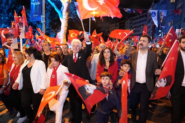 Şişli, Cumhuriyet’in 100. yılını büyük bir coşkuyla kutladı