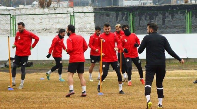Siverek Belediyespor'un ikinci devre hazırlıkları devam ediyor