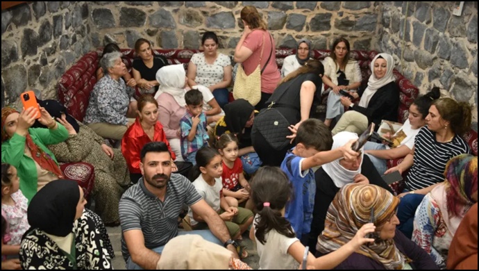 Siverek’te Dengbej Evi açıldı