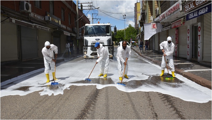 Siverek’te Dezenfekte Çalışması Sürüyor