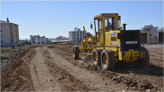 Siverek’te Yeni yerleşim alanlarında yol yapım çalışmaları