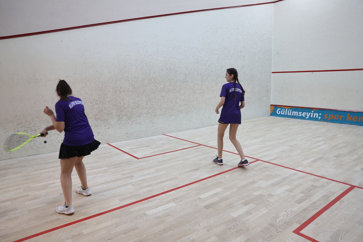 Squash Şampiyonası'nda ödüller sahiplerini buldu