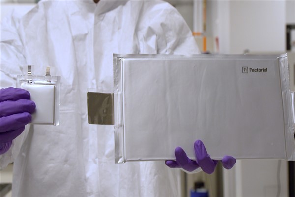 Stellantis ve Factorial Energy elektrikli araçlar için ortak katı hal bataryaları geliştirecek