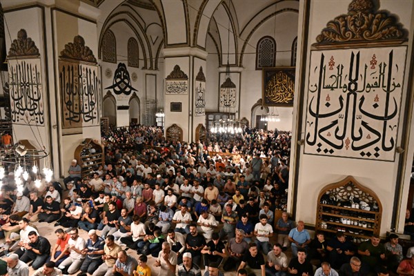 Süleyman Çelebi Mevlid Kandili'nde anıldı