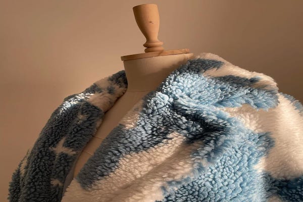 Sürdürülebilirliğe ilişkin artan farkındalık peluş kumaş kullanımını yaygınlaştırdı