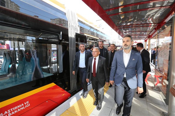 Talas Mevlana-Cumhuriyet Meydanı tramvay hattında günlük 15 bin yolcuya hizmet veriliyor