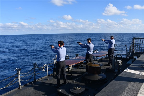 TCG Gökova personeli, Libya açıklarında atış eğitimi yaptı