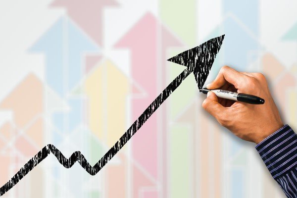 TCMB’nin brüt döviz rezervleri geçtiğimiz haftada 5,5 milyar dolar civarında arttı