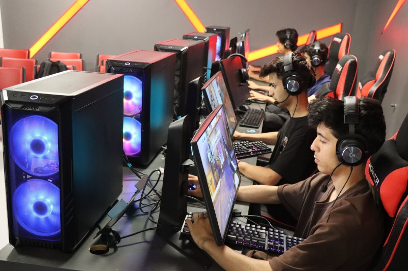 Teknoloji ve inovasyon meraklıları bu merkezde buluşuyor-(VİDEO)