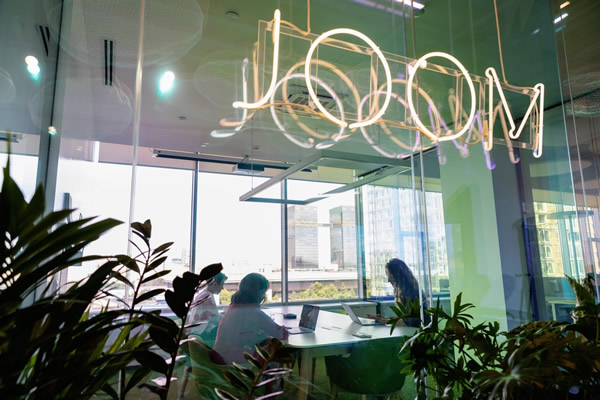 Türkiye, Joom pazarında üstün bir statü kazanan mağazaların sayısıyla yeni bir rekor kırdı