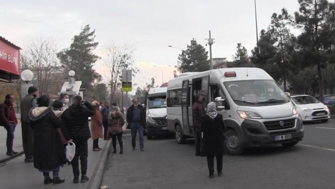 Ulaşım zammından yolcular da şoförler de memnun değil
