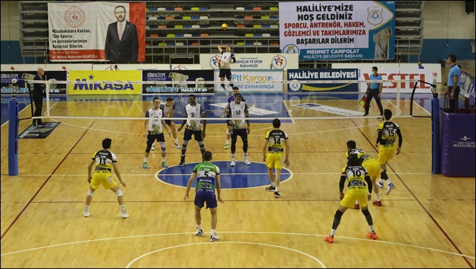 Urfa Ekibi Rakibini 3-0 Yendi-(VİDEO)