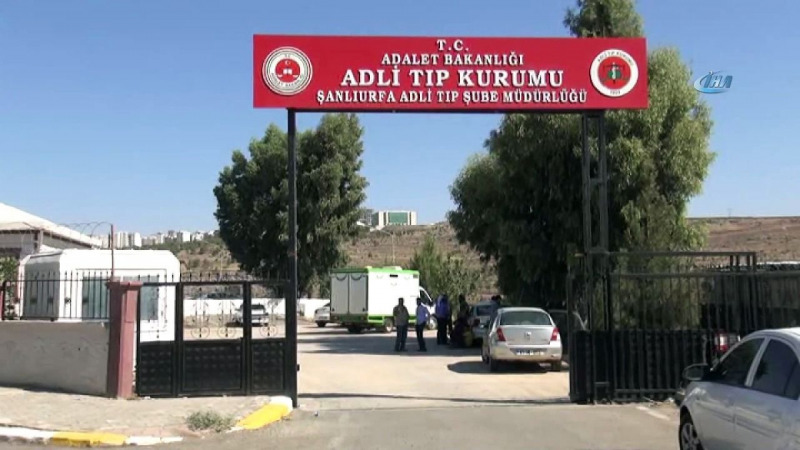 Urfa’da devrilen kamyonun sürücüsünün feci sonu!