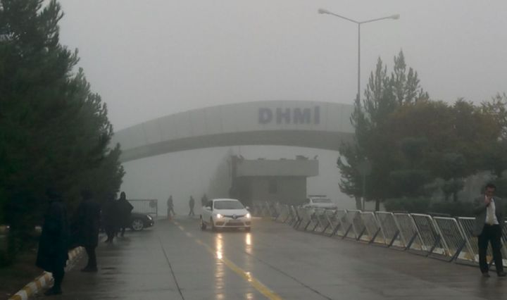 Urfa’da sis nedeniyle uçak seferleri iptal edildi
