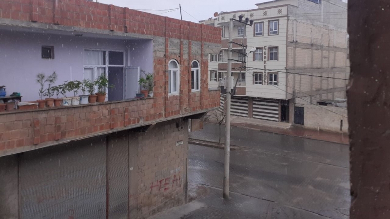 Urfa’daki korona sessizliğini sağanak yağış bozdu!-(VİDEO)