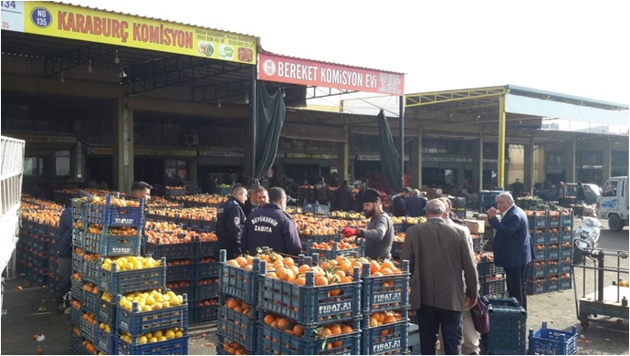 Urfa'daki Semt Pazarları Mercek Altına Alındı