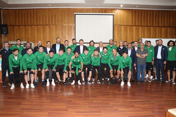 Vali Ayhan: “Şanlıurfaspor 1. Ligi hak ediyor”