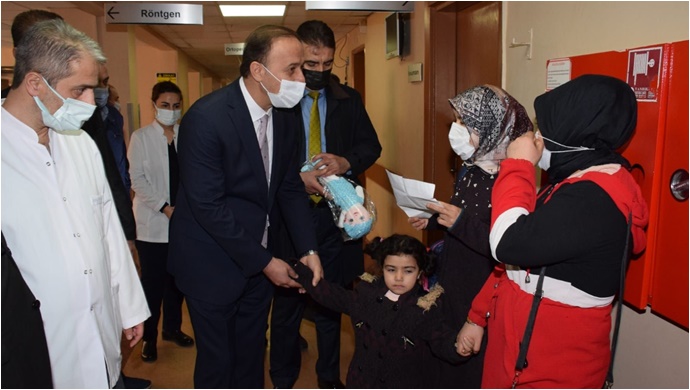 Vali Erin, Sağlık Çalışanlarıyla Buluştu-(VİDEO)