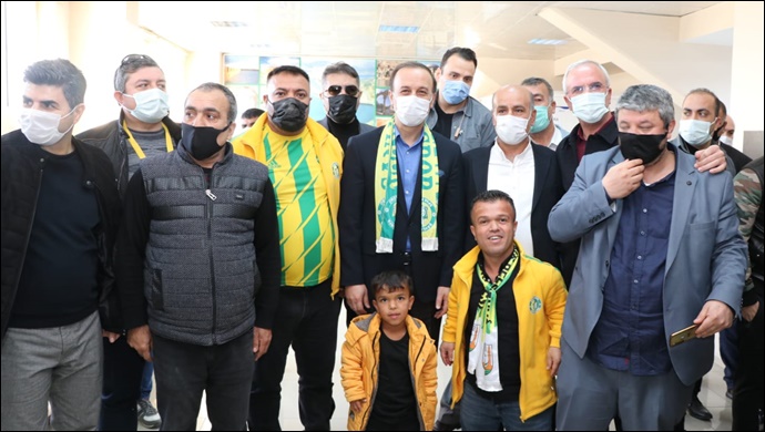 Vali Erin, Şanlıurfaspor’un Başarısını Tebrik Etti