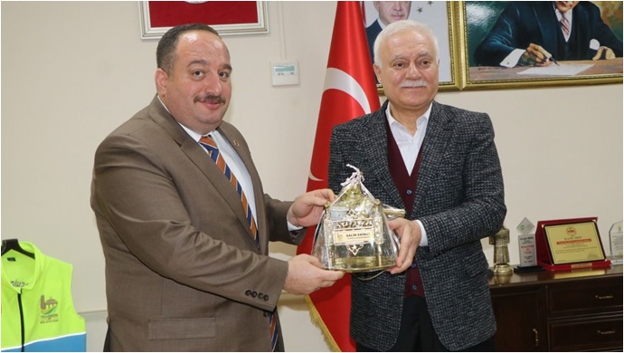 Viranşehir'de Hatipoğlu Sevgisi Salona Sığmadı