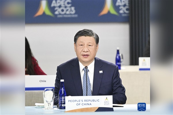 Xi, Çin'in APEC'te ''yeni altın 30 yıl'' için planını açıkladı