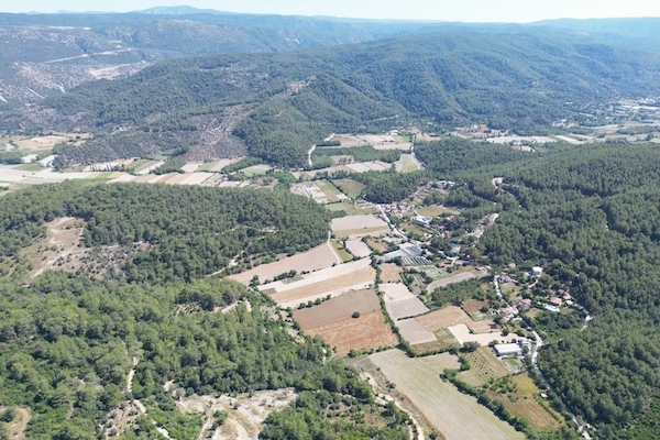 Yatırımcıların odağında arsa piyasası yer alıyor