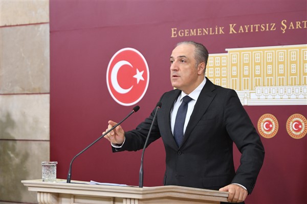 Yeneroğlu: “Bu adaletsiz hak ve hukuk tanımaz anlayışla mı dünyayı adalete çağırıyorsunuz