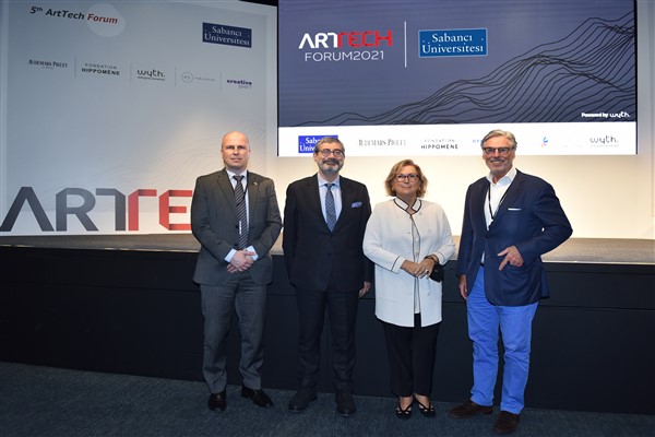 Yeni dünyanın geleceği:  Teknoloji ve sanatın birleşmesi