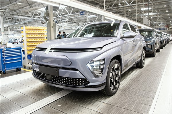 Yeni Hyundai Kona Elektrik'in üretimine başlandı