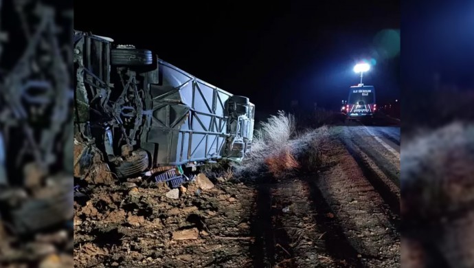 Yozgat’ta yolcu otobüsü devrildi: 19 yaralı