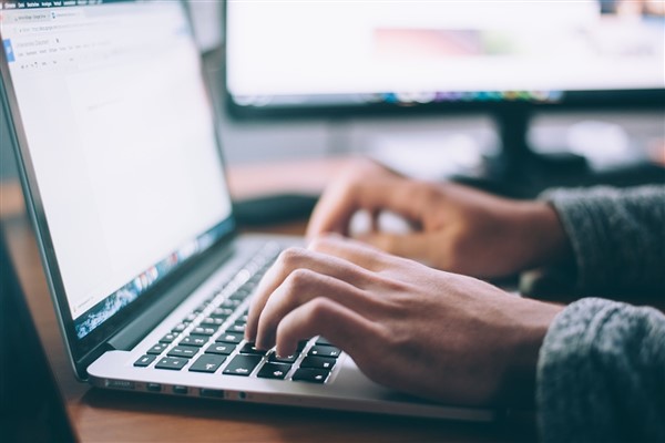 Yükseköğretim öğrencilerine ücretsiz internet imkanı 
