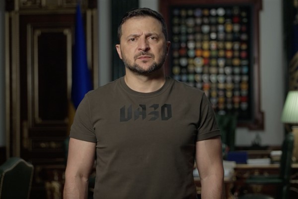 Zelenski: “Savaşın nasıl biteceğini belirleyecek olan Ukrayna'nın kahramanlığıdır”