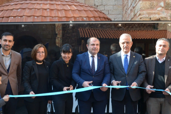 Zindanda 'sanatsal' dönüşüm