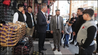 Başkan Mehmet Kuş Eyyübiyelileri Tek Tek Dinliyor